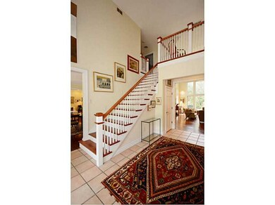 Entry/Foyer.