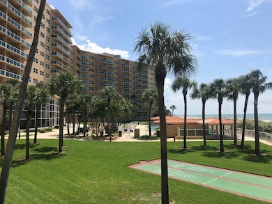 Regatta Beach Club unit C1110, Clearwater Beach, FL 33767 - photo 4