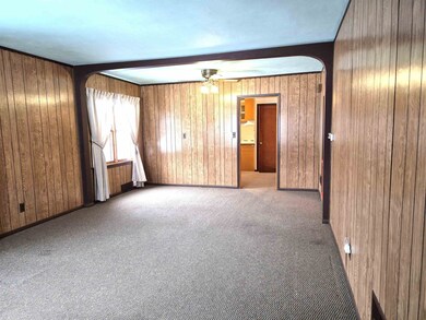 1604 S Cedar Ave, Marshfield, WI 54449 - photo 6