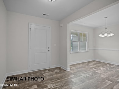 28-web-or-mls-P9036156