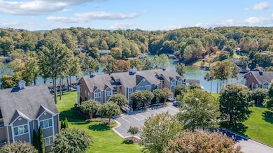 305 S Pointe Shore Dr unit 202, Moneta, VA 24121 - photo 3