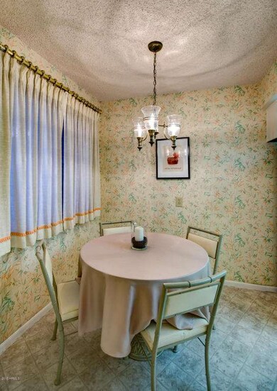 12 19606 N Camino del Sol, Sun City West