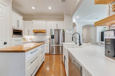 2828 W Holcombe Blvd unit I, Houston, TX 77025 - photo 3