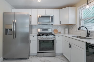 23 Glen Dr, Nashua, NH 03062 - photo 7