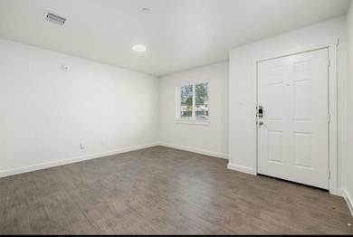 Flexible living area, generously sized and filled