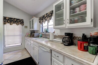 kitchen2