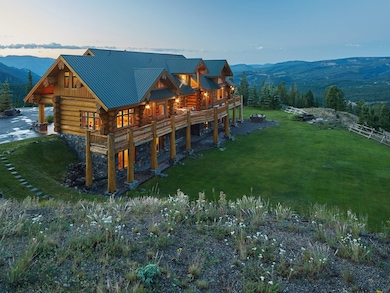Top of the world views on 491 acres