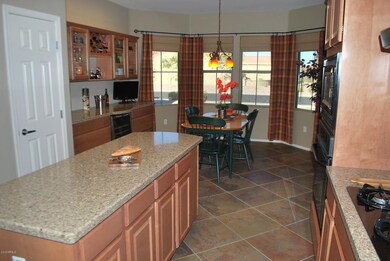 Kitchen w/ granite
