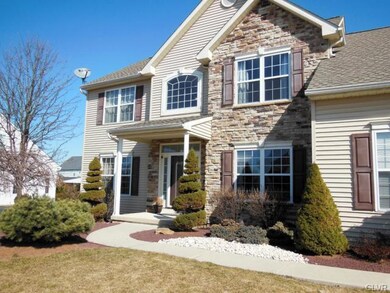 2609 Augusta Dr, Whitehall, PA 18052 - photo 2