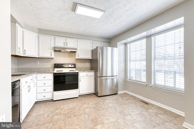 7215 Procopio Cir, Columbia, MD 21046 - photo 3