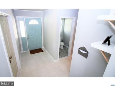 18 Mitchell Cir, Newark, DE 19713 - photo 6