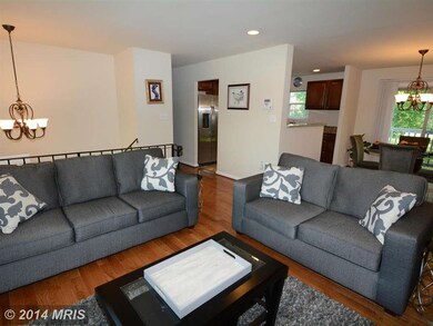 8608 Dunbar Ave, Hyattsville, MD 20785 - photo 3