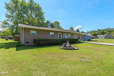 508 Broadview Dr, Sevierville, TN 37862 - photo 3