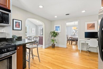 127 Prospect St, Wellesley Hills, MA 02481 - photo 6