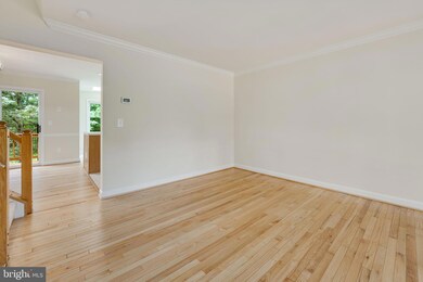 3754 Farmland Dr, Fairfax, VA 22033 - photo 6