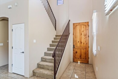 06-Interior Entry Way
