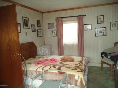 514 Henry Place, North Middletown, NJ 07748 - photo 3