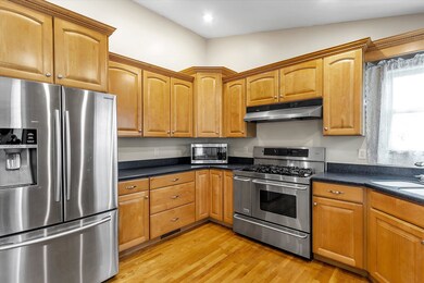 15-30178-US-12-WindowStill-Real-Estate-P