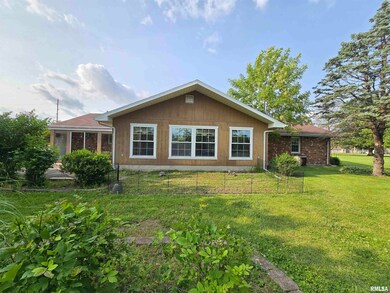 405 Easthaven Dr, Centralia, IL 62801 - photo 4