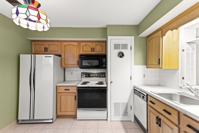 1907 Windsor Dr unit 1907, Framingham, MA 01701 - photo 6
