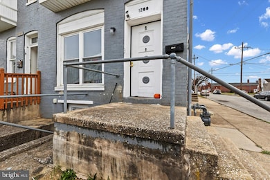 1202 E King St, York, PA 17403 - photo 3