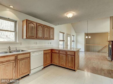 638 Freezeland Rd, Linden, VA 22642 - photo 3