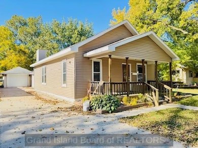 2232 19th Ave, Central City, NE 68826 - photo 3