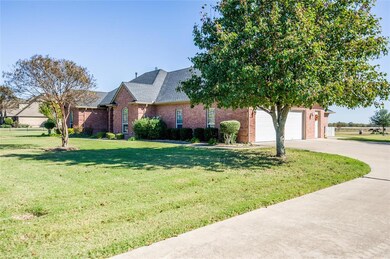 3239 Crisp Rd, Ennis, TX 75119 - photo 4