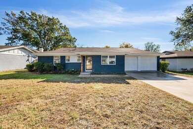 7828 Standley St, North Richland Hills, TX 76180 - photo 4