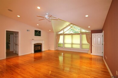 35 Meadow Dr, Troy, NY 12180 - photo 5