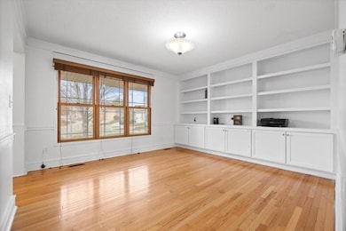 6913 Lewis Carroll Ct, Johnston, IA 50131 - photo 5