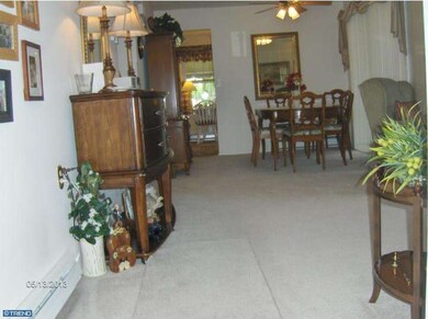 247 Huntington Dr, Southampton, NJ 08088 - photo 4