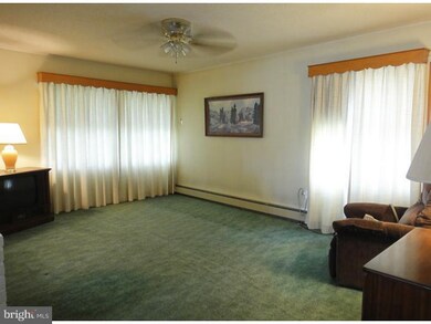 48 Basswood Rd, Levittown, PA 19057 - photo 3