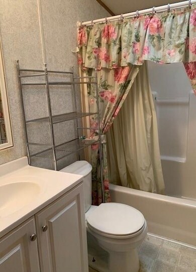 5 Lilac Ln, Franklin, NH 03235 - photo 2