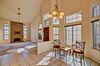 Dining & Family rooms