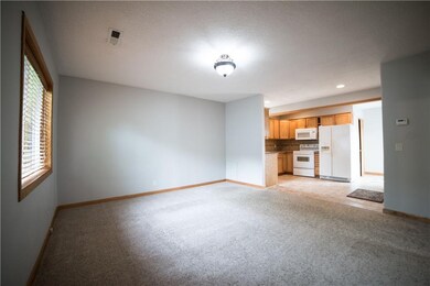 4016 56th St, Des Moines, IA 50310 - photo 4