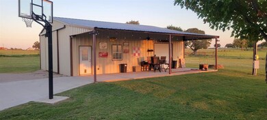 2465 County Road 4680, Boyd, TX 76023 - photo 7