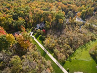 long paved driveway from Chadwick drive.  The hous