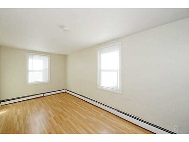 1896 W Shore Rd unit Back, Warwick, RI 02889 - photo 4