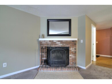 61 Donovan Ct, MerriMacK, NH 03054 - photo 6