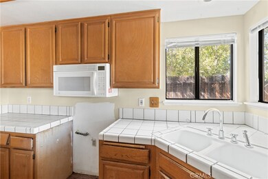 5125 Ruby Ct, Lancaster, CA 93536 - photo 5