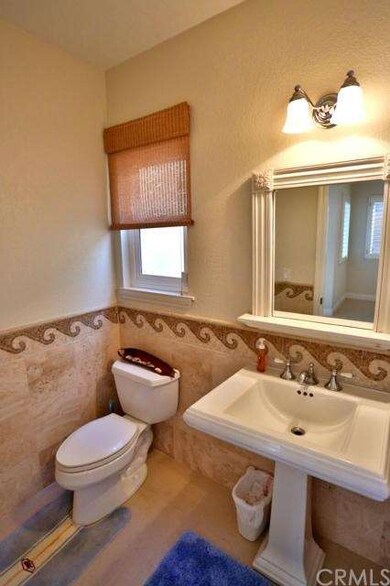 Downstairs 1/4 bath completely remodeled