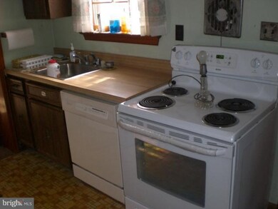 6335 Green Meadows Ct, Indian Head, MD 20640 - photo 3