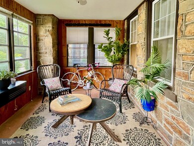 806 W 24th St, Wilmington, DE 19802 - photo 2