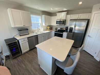 221 Kiawah Dr, Whiteland, IN 46184 - photo 7