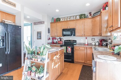 45621 Taras Ct, Great Mills, MD 20634 - photo 3