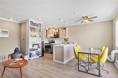 Living/Kitchen/Dining