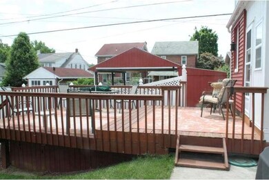 330 E Elm St, Reading, PA 19607 - photo 5