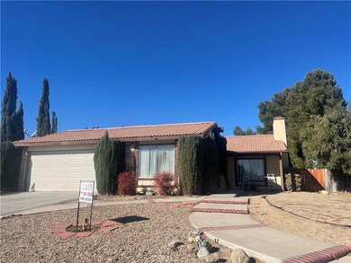 14172 Apple Creek Dr, Victorville, CA 92395 - photo 2