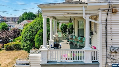 240 Hamilton Place, Hackensack, NJ 07601 - photo 4